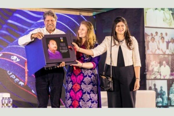 A book Thread By Thread on the life of Shambhu Kumar Kasliwal was launched by Kapil Dev in Mumbai